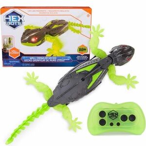 Remote Control Wall Crawler Gecko - Green/ Black. Like new.Open box. Age 3 & up
